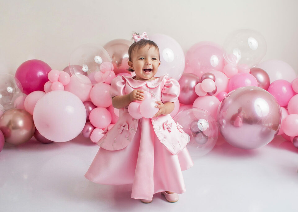 Celine 1 Aninho |  Cenário Neutro